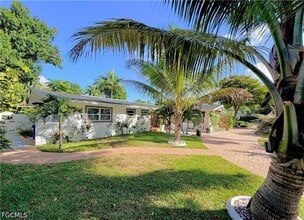 Building Photo - 2702 McGregor Blvd