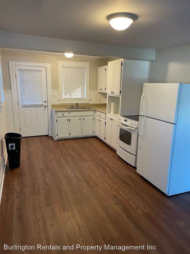 Building Photo - 2 br, 1 bath House - 414 Hawthorne Lane