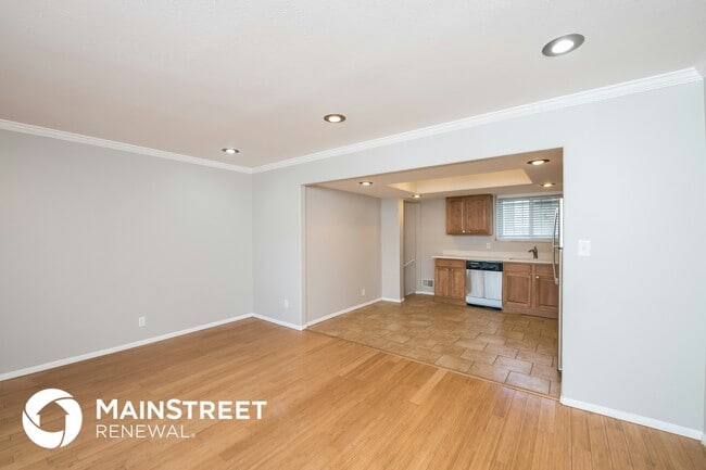 Foto del edificio - 12233 E 53rd Ave