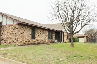 Building Photo - 1110 Curtis Dr
