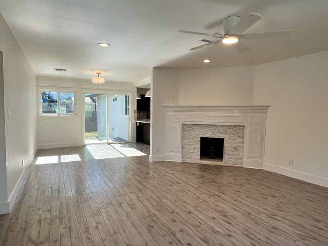 Building Photo - 4364 Toland Way