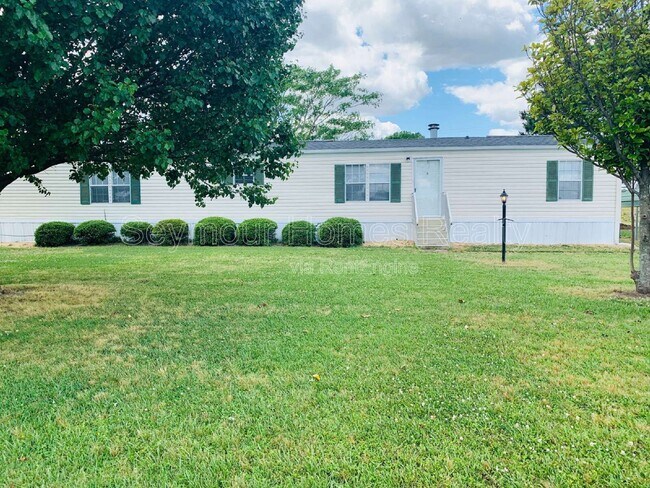 Building Photo - 1286 Country Club Rd