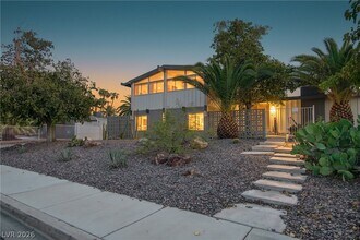 Building Photo - 1663 Pawnee Dr