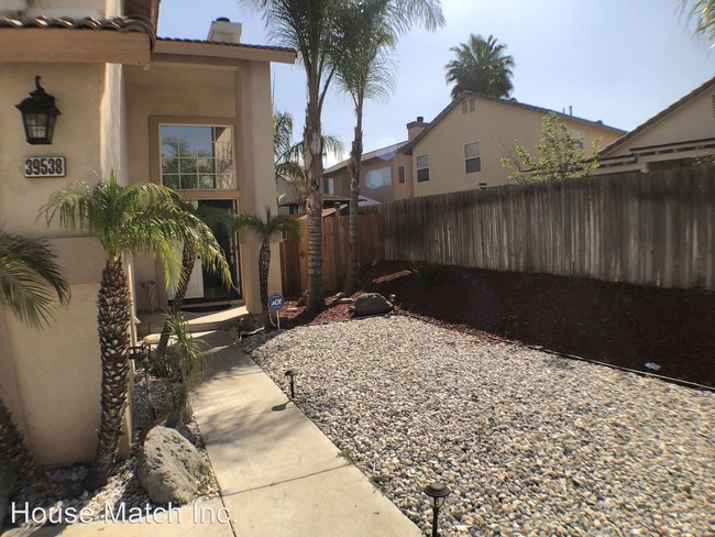 Building Photo - 3 br, 3 bath House - 39538 Oak Circle
