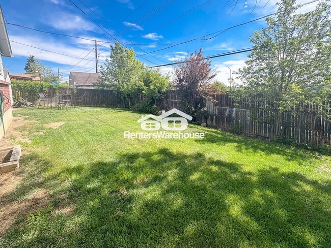 Building Photo - 9430 Green Ct