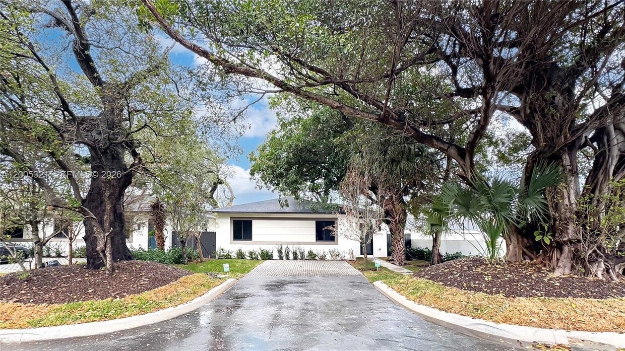 Northwest 3rd Street, Miami, FL 33126 - 3 BR 3.5 BA single-family home - Northwest 3rd Street, Miami, FL 33126 - 3 BR 3.5 BA single-family home