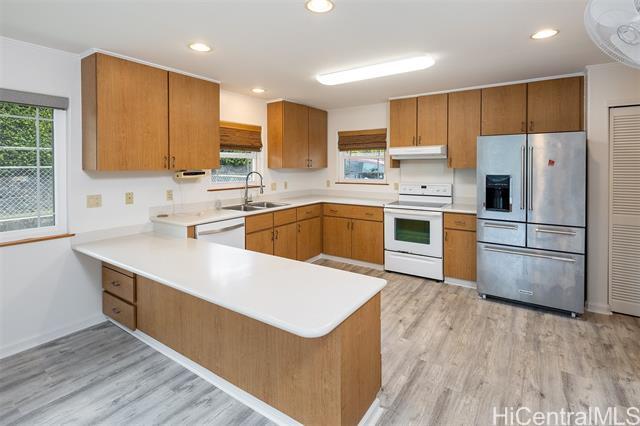 Foto del edificio - 3329 Woodlawn Dr