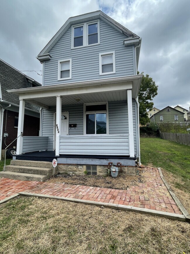 1218 Woodmont Ave, New Kensington, PA 15068 House Rental in New