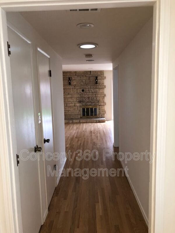 Foto del edificio - 3153 W 155th St