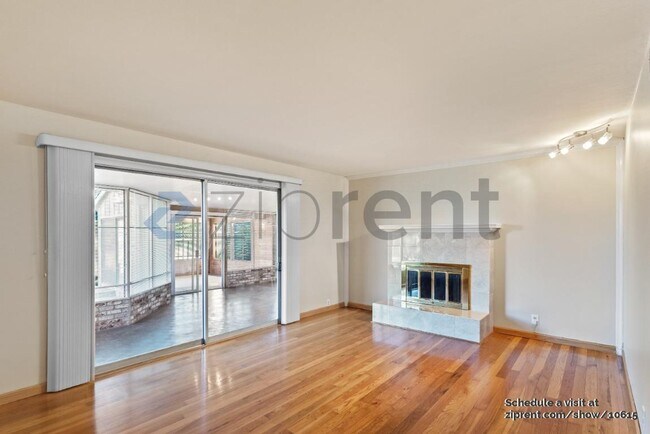 Foto del edificio - 1094 Harriet Ave