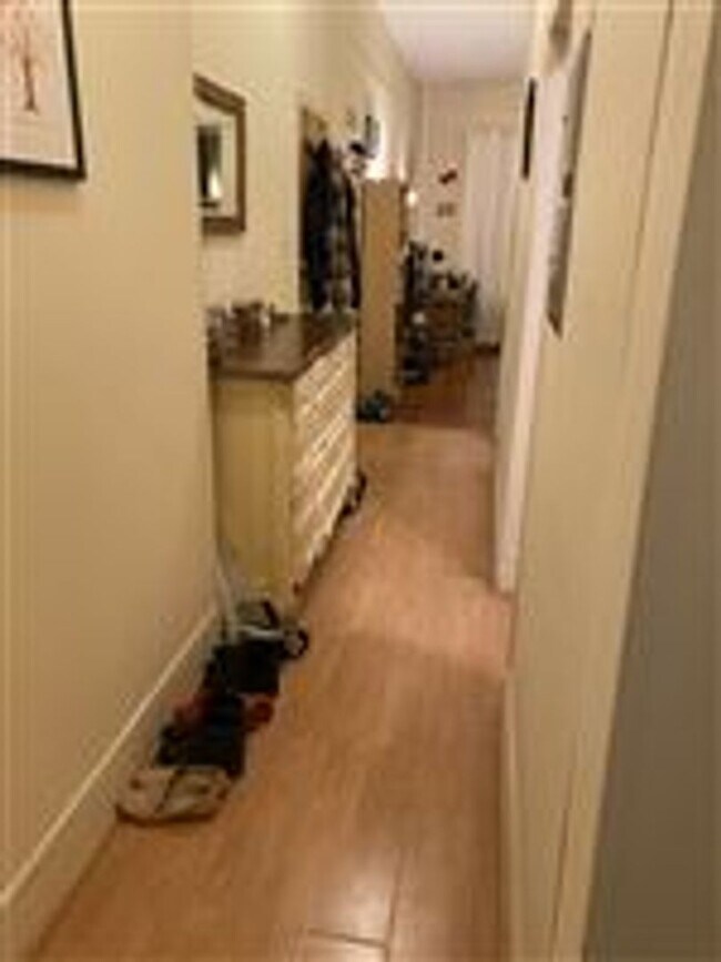 Foto del edificio - Nice 1 bed in great area