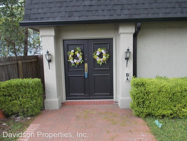 Building Photo - 3 br, 2 bath House - 7854 Broadway #802-B