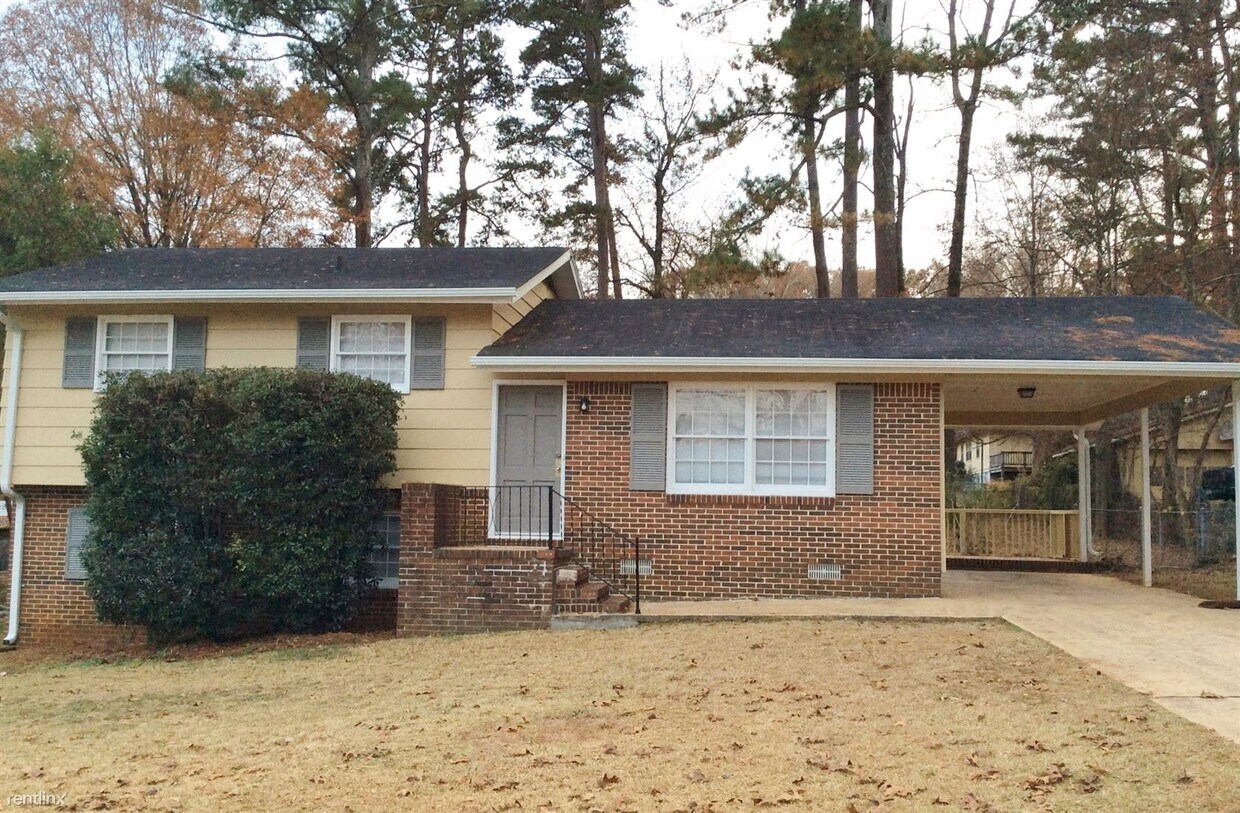 Primary Photo - 4 br, 2 bath House - 448 Kim Drive