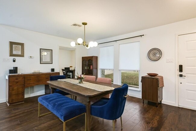 Foto del edificio - 11009 Hillside Oak Ln