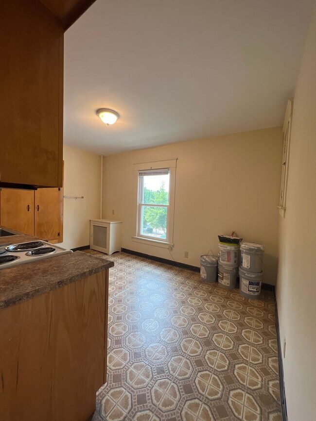 Foto del edificio - Two Bedroom apartment near engineering and...