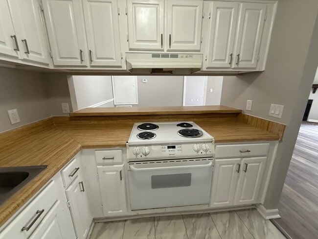 Foto del edificio - 3609 Juneau Rd