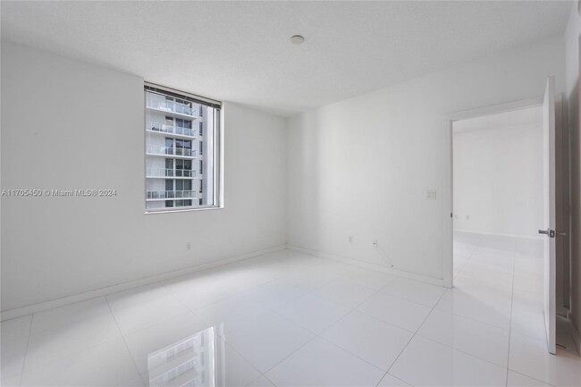 Foto del edificio - 1060 Brickell Ave