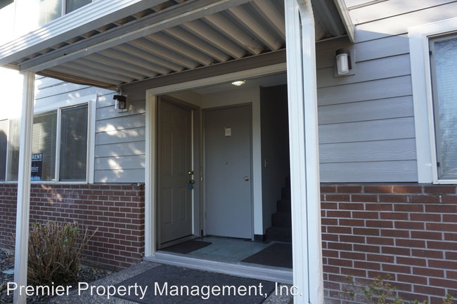 Building Photo - 2704 O St