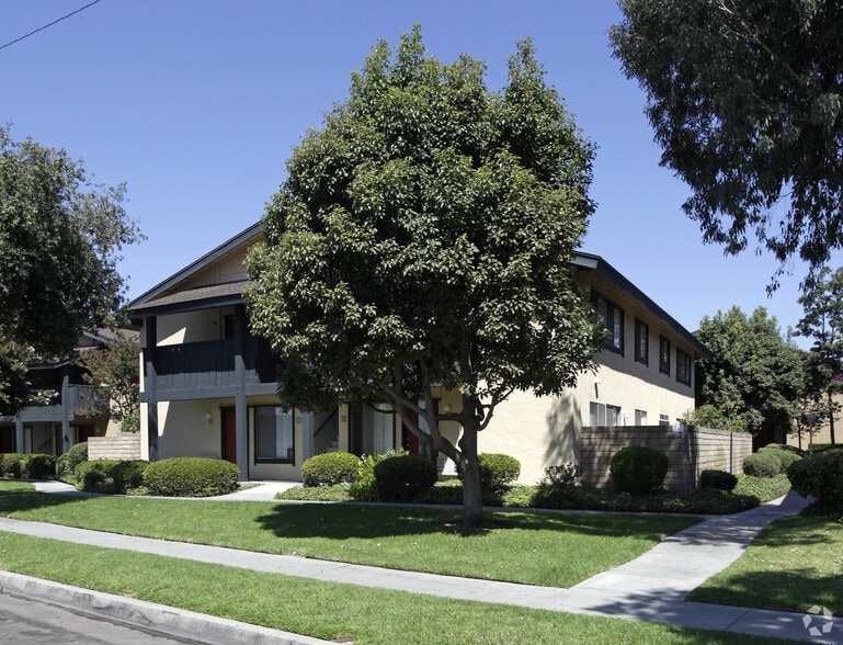 Glen Oaks Apartments Rentals Anaheim, CA