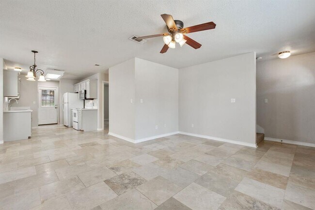 Building Photo - 133 Bolero Way