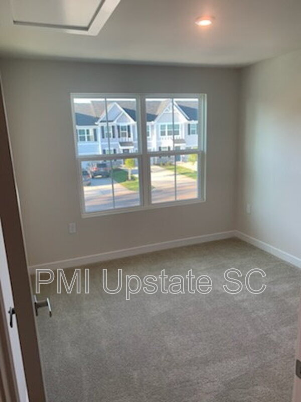 Foto del edificio - 413 Camarillo Ln