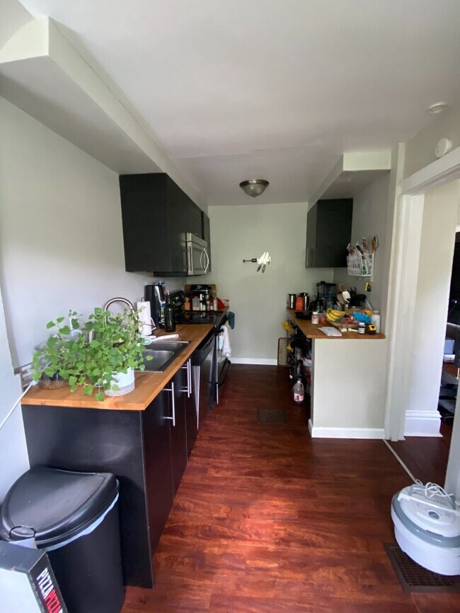 Foto del edificio - Available June 2024 - Beautiful 3 Bedroom ...
