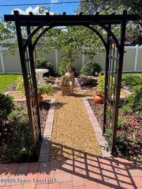 Foto del edificio - 730 Cobblestone Ln NE
