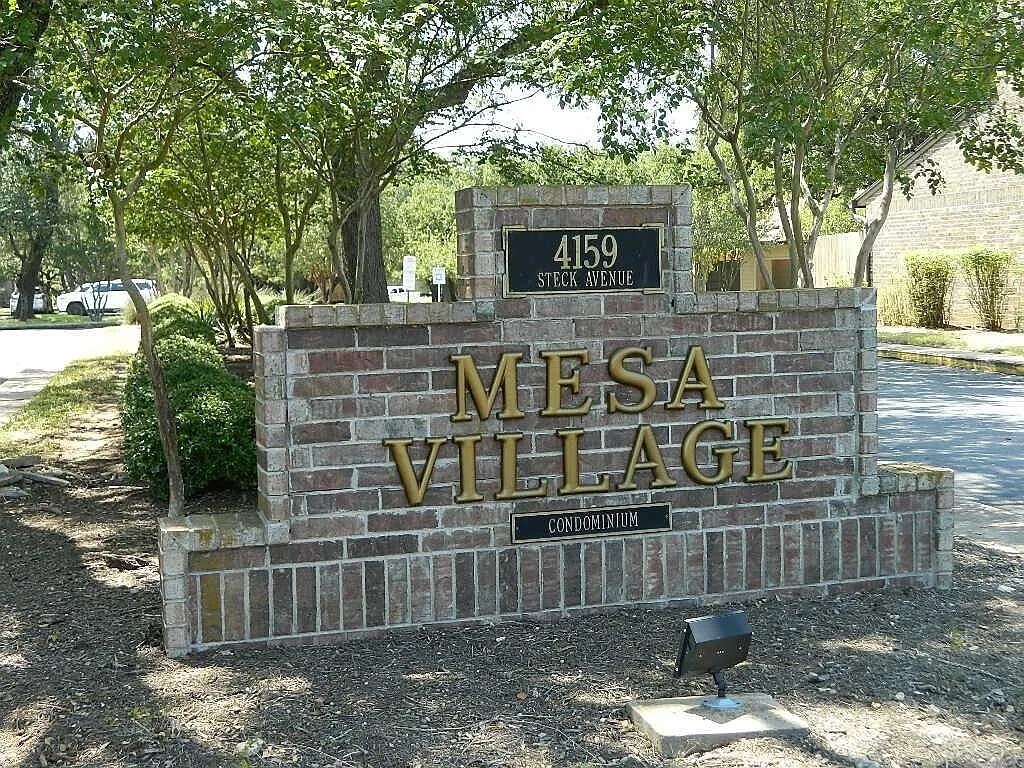 Foto principal - 4159 Steck Ave