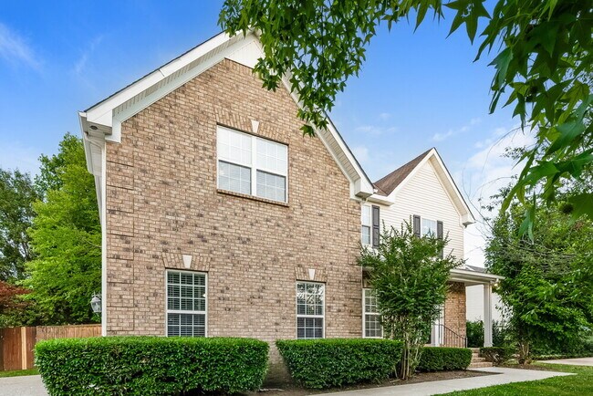 Foto del edificio - 1733 Kinsale Ave