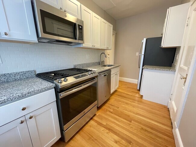 Foto del edificio - 7 Carol Ave