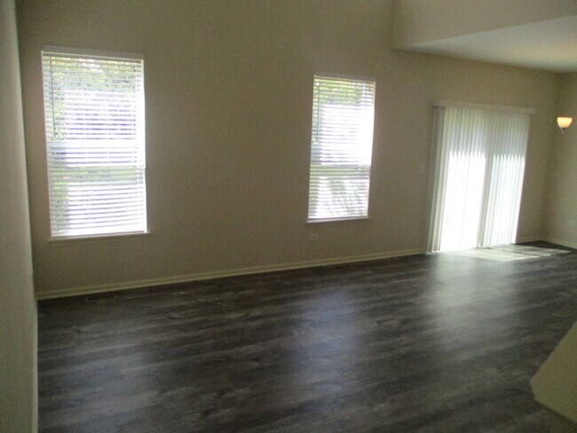 Foto del edificio - 356 Littleton Trail