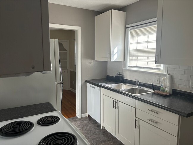 Foto del edificio - Beautiful 3 bedroom single family home