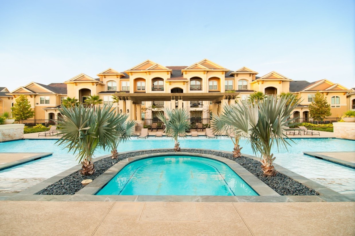 Palms at Cinco Ranch Apartments Richmond, TX