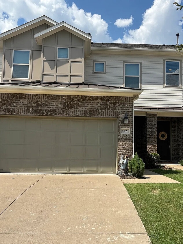 Room in Townhome on Snapdragon Wy - Room in Townhome on Snapdragon Wy