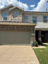 Building Photo - Room in Townhome on Snapdragon Wy