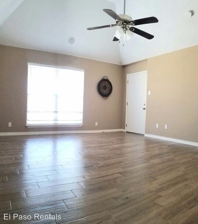 Foto del edificio - 4433 N Stanton St