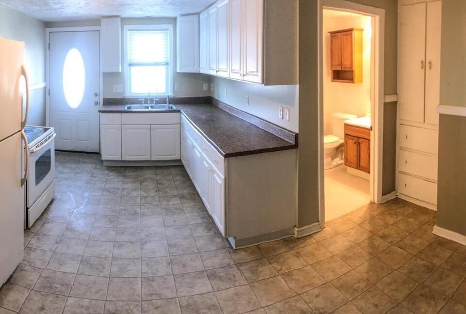 Foto principal - 9220 Peach St