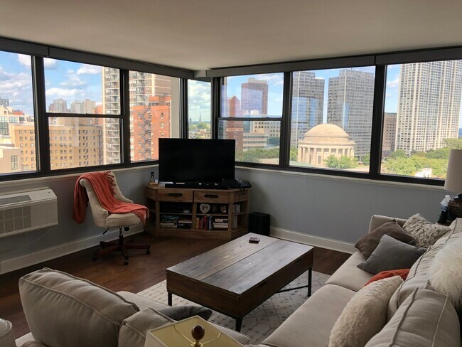 Foto del edificio - 2700 N Hampden Ct