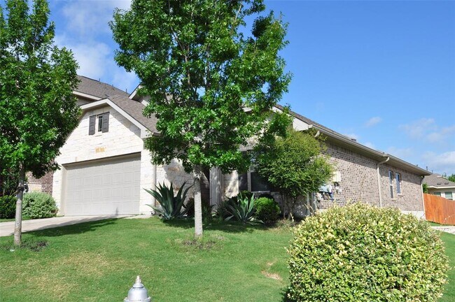 Foto del edificio - 14008 Cantata Ln