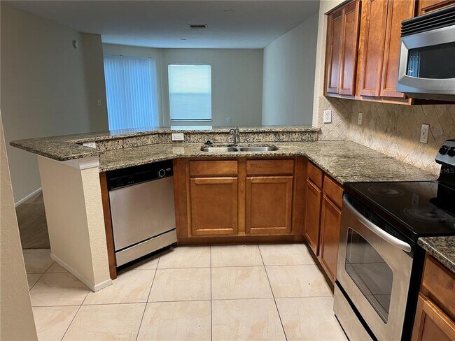 Foto del edificio - 7805 Sugar Bend Dr