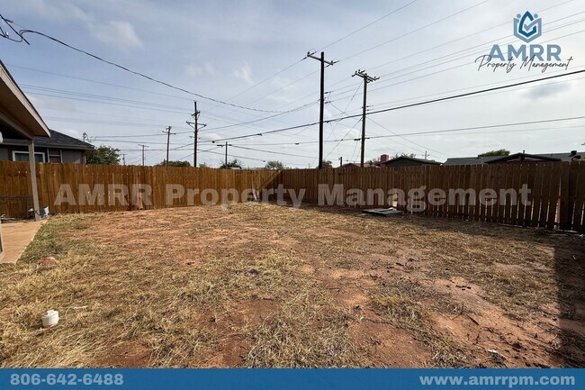 Building Photo - 3 Bedroom Home In Northeast Lubbock!