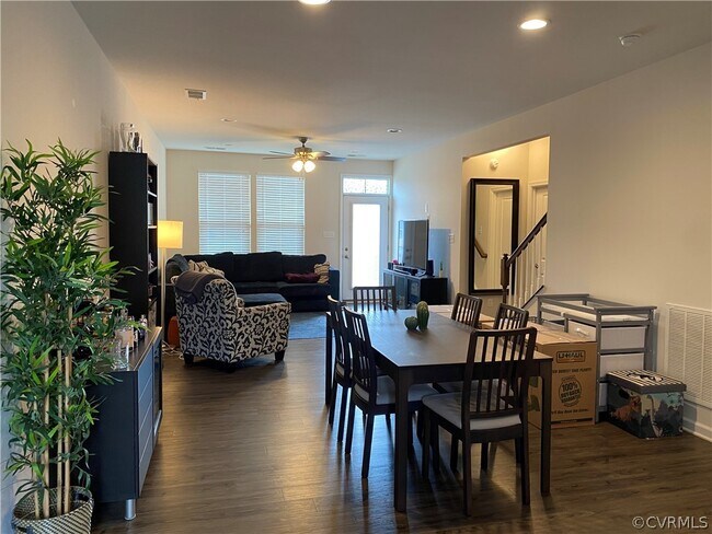 Building Photo - 7983 Wistar Woods Ct