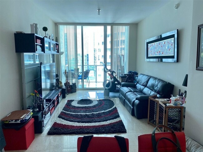 Foto del edificio - 218 SE 14th St