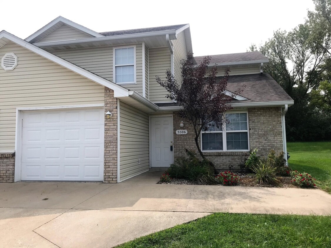 3506 Zinnia Dr, Columbia, MO 65202 Townhome Rentals in Columbia MO