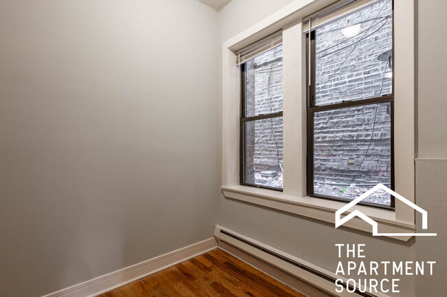 Foto del edificio - 4631 N Paulina St