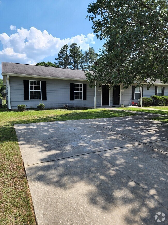 Apartments under 2,000 in Fayetteville NC 1,887 Rentals Page 18