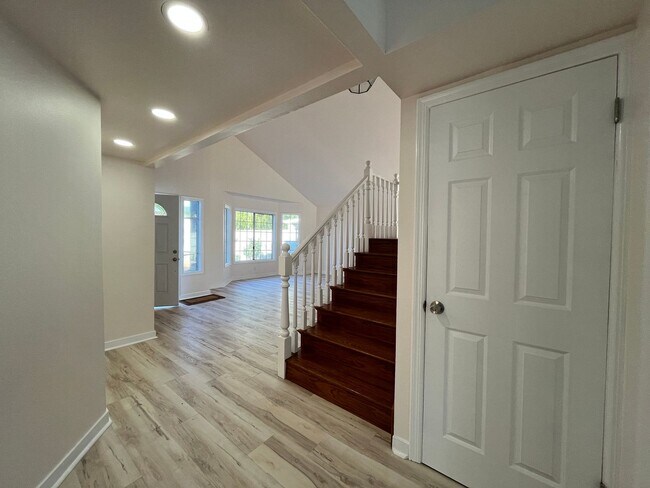 Building Photo - Reseda 4+3 w/fireplace, vaulted ceilings, new flooring, solar panels, + pool! (7522 Balcom Ave)