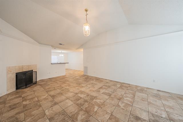 Foto del edificio - 808 Blessing Creek Dr