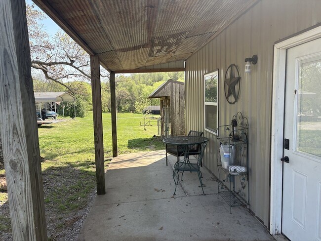 Foto del edificio - 6621 Fannie Daniels Rd