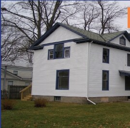 Primary Photo - 292 W Chicago St